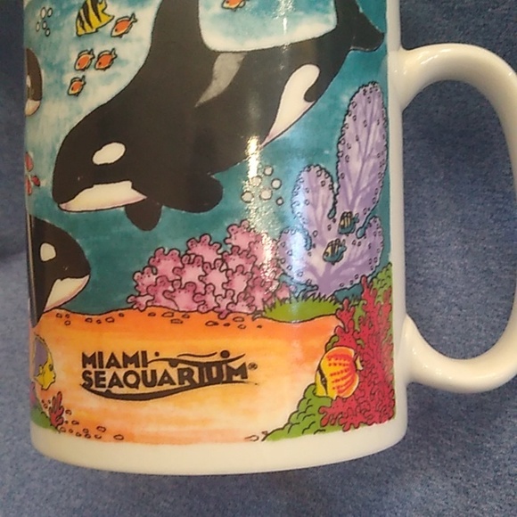 Miami Coffee Mug Dolphins Seaquarium  Collector Series American Gifts - Picture 2 of 8